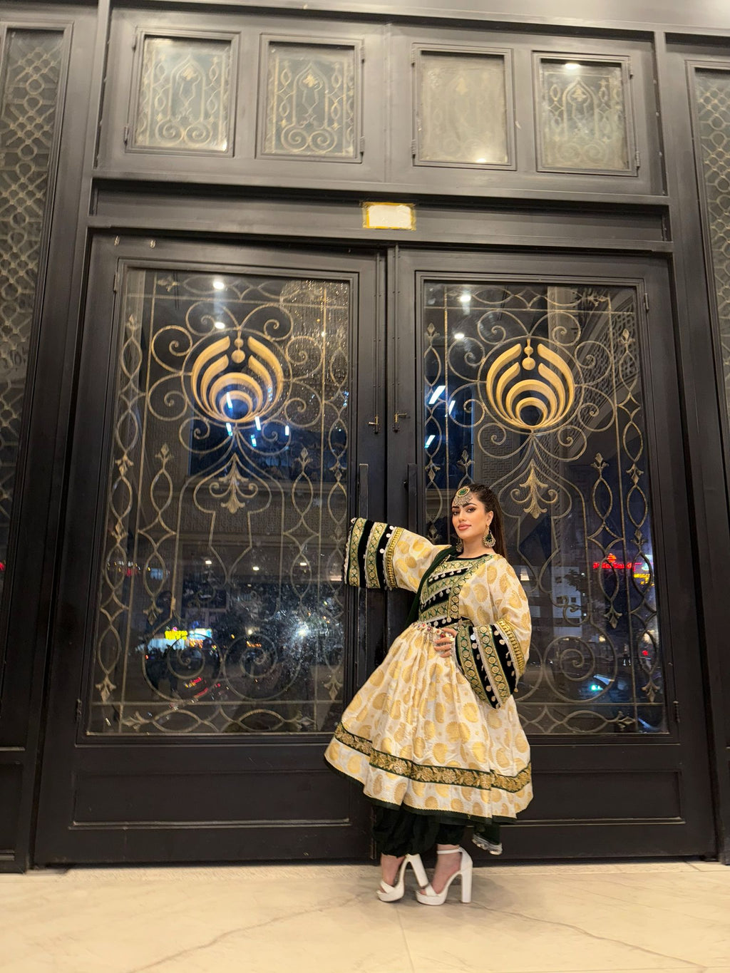 Majestic Silk Gand-e-Kuchi