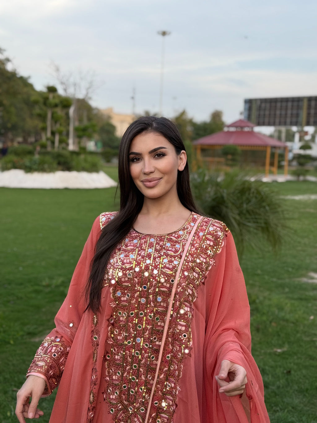Peach Gand-e-Afghani