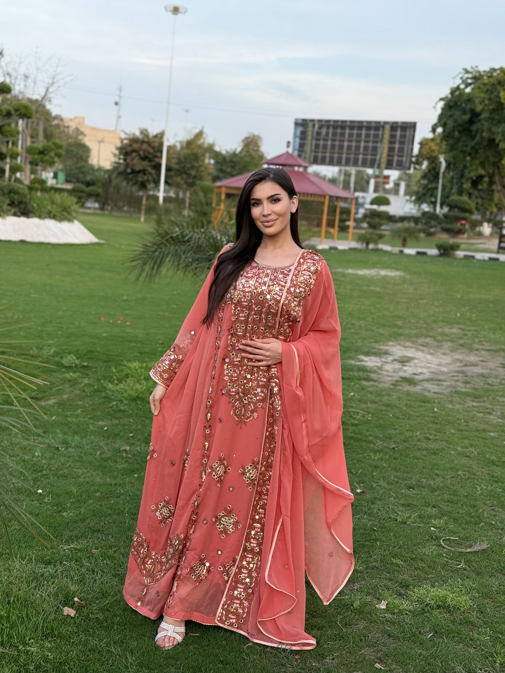 Peach Gand-e-Afghani